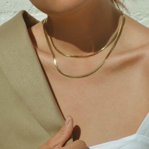 gold snake chain